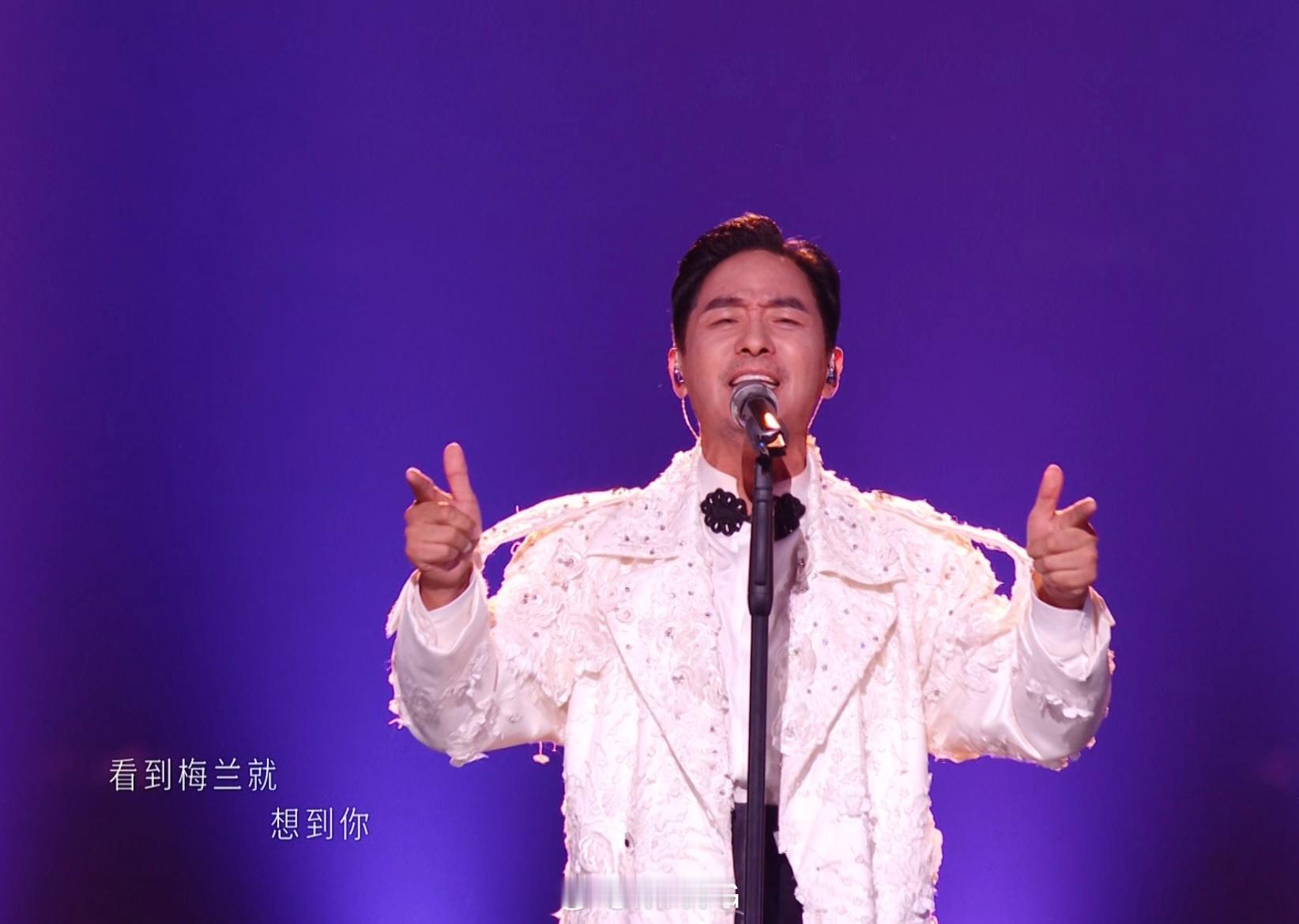 披荆斩棘直播初舞台，郭晓东披荆斩棘初舞台 ——哇！超反差萌的表演！本来担心郭晓东