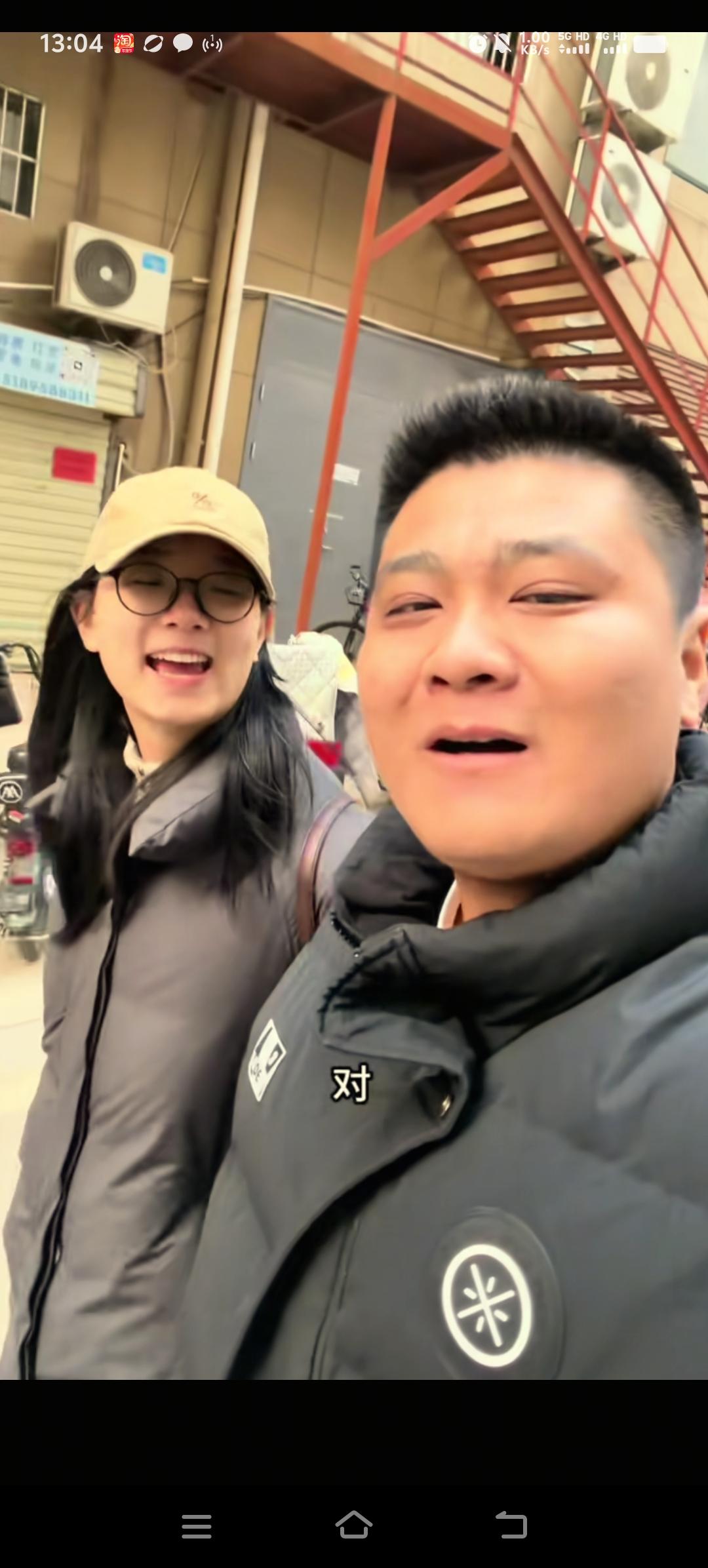 朱进两口子压根不会被弟弟不好的言论所影响，什么搞网恋，还钱等等，外人都有点看不下