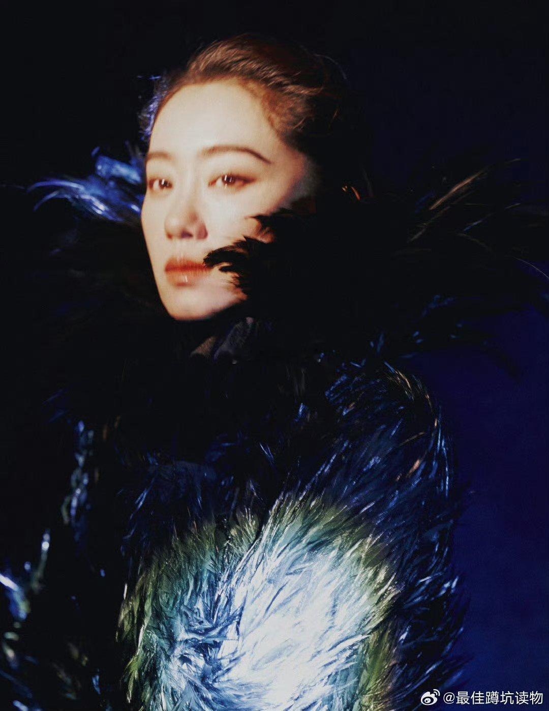 张小斐VOGUE金九封面 这次真的好有看头！文琪状态超绝，姿态放松又自信，镜头感