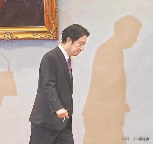 《风向已变！两岸大势不可逆，“台独”走到穷途末路》
 
当前台海格局正在发生深刻