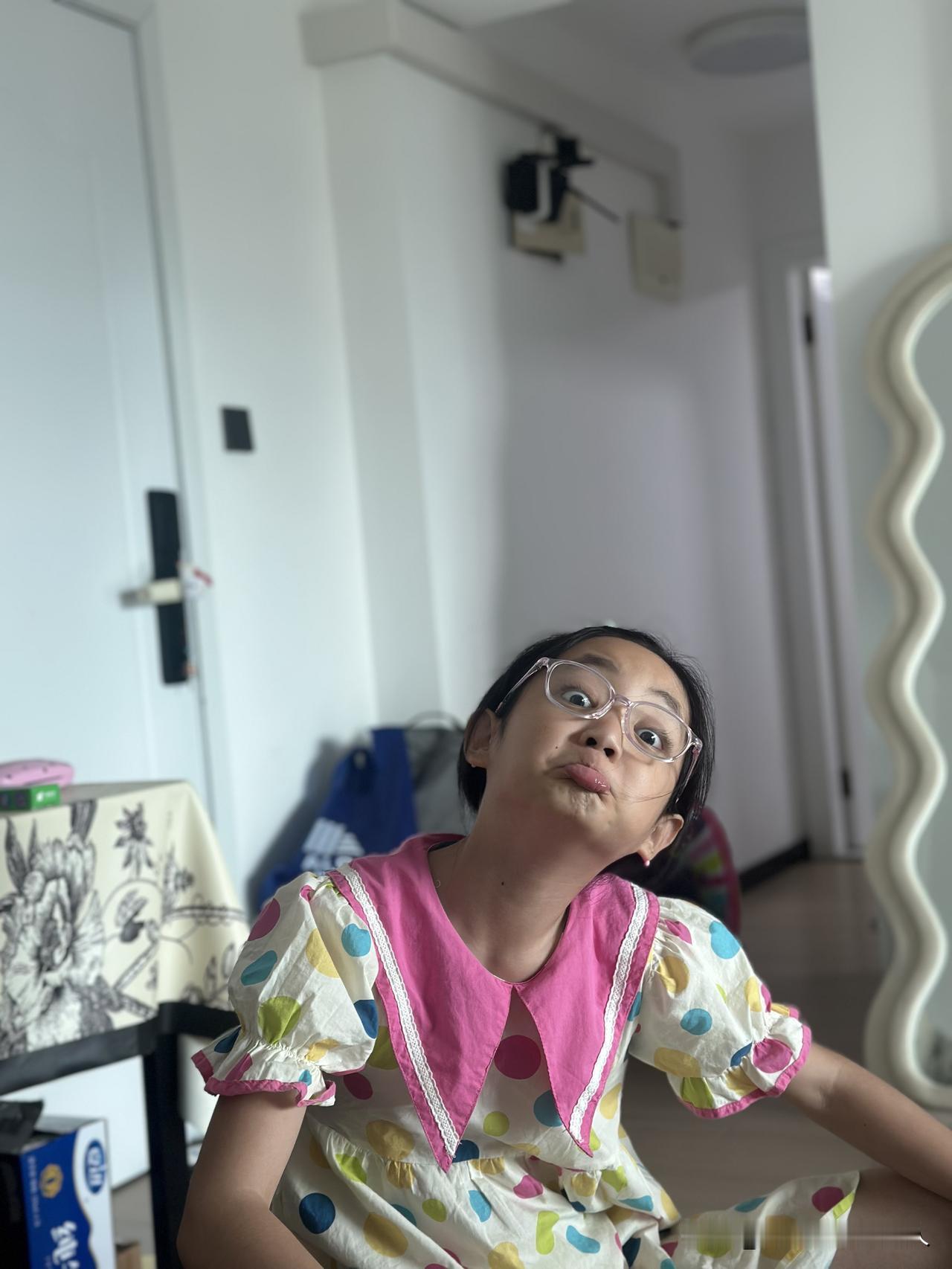 孩子岁数小，自控力太差，父母不好好管，不可能自己成才，老。现在的毒鸡汤文章太多，