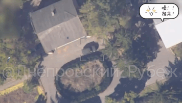 矛穿透了盾。一辆乌军的电子战汽车在赫尔松右岸待命，连俄军的侦察无人机也没搞掉，马