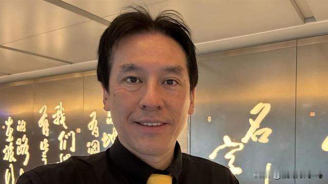狗粮没了很着急？不满翁晓玲删光媒体预算 黄暐瀚开炮：全砍预算不叫监督！反问蓝营“
