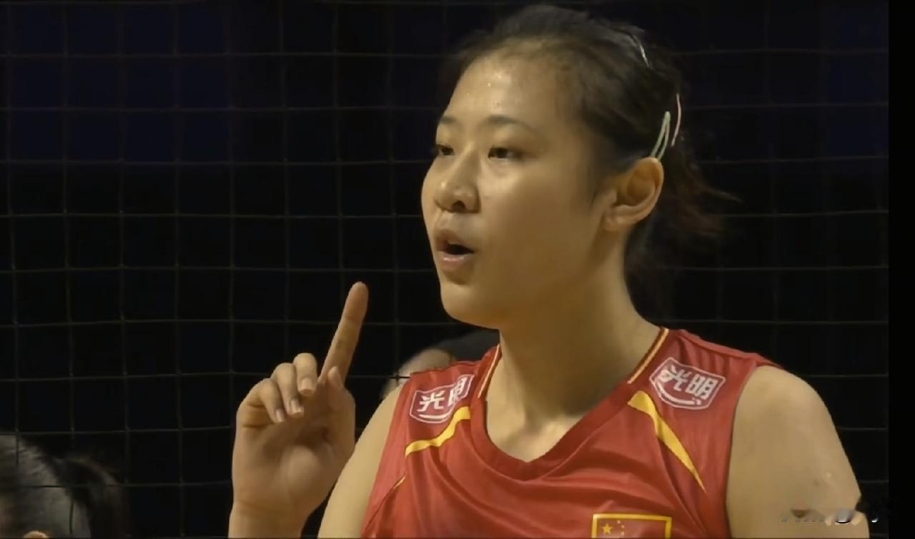 中国女排还是输了，最终结果和赛前预测一样，1‑3输给世界排名第一的意大利女排，只