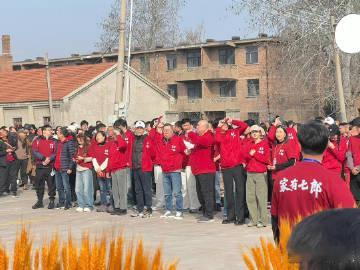 徐洋 家有七郎 每个家都有一段故事，七个兄弟，七种命运，温情与冲突交织，在时光的