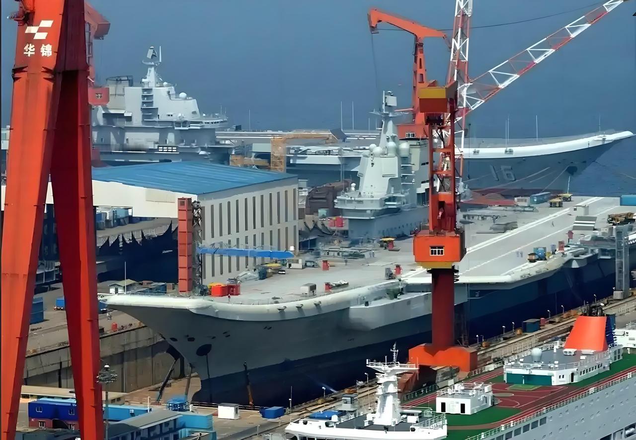 大家说我国在建的第四艘004型
航母该命名为什么舰？！！！

据报道：
中国第四