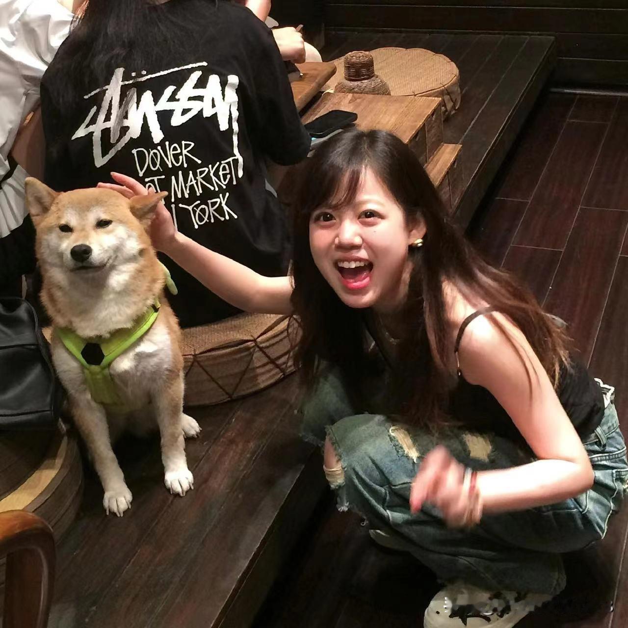 不要想着那个收益。那个收益很难的。阅读量都是平台在控制，再怎么用心写都是没用的。