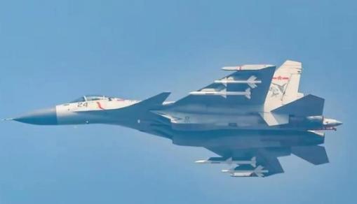 储量上万枚的霹雳-12空空导弹出路何在？上万枚霹雳-12空空导弹，曾经是中国空军