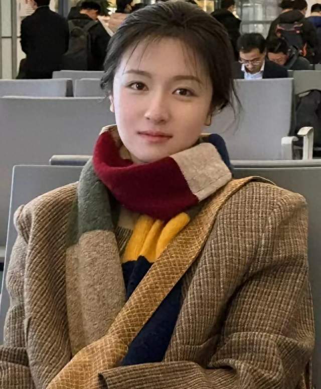 演过余周周，演过夏孜，李兰迪为什么还是“查无此人”