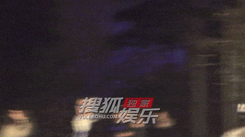 章子怡周冬雨同框聚餐  章子怡周冬雨聚餐 两代谋女郎同框聚餐， 这是有合作吗 
