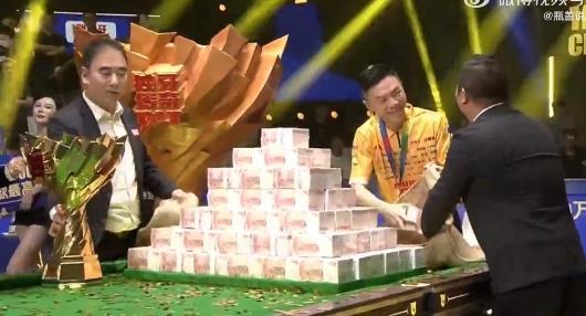 来自台湾，后加入中国籍，战胜了白血病的吴珈庆，最终以140:82击败郑肖淮夺得2