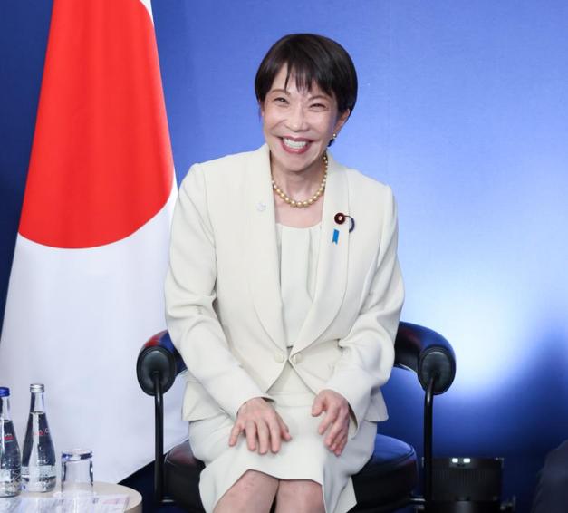 导弹、核武、稀土都奈何不了日本，唯独中国一查间谍，日本就急了，把日本逼上了跳板！