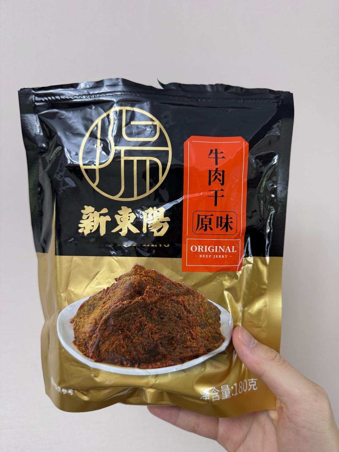 忘了是在哪部台剧/电影看到的这个「新东阳」，台湾品牌，据说在美国华人圈也很有名。