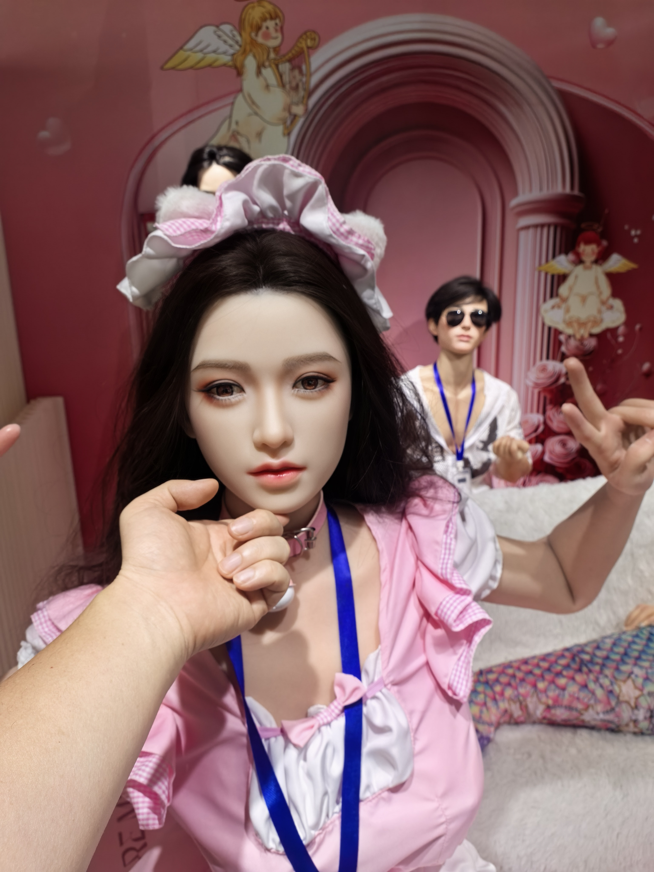 A股：真吓人，散户跑完了？沪指低开低走跌超2%，创业板指跌逾3%，算力硬件概念持