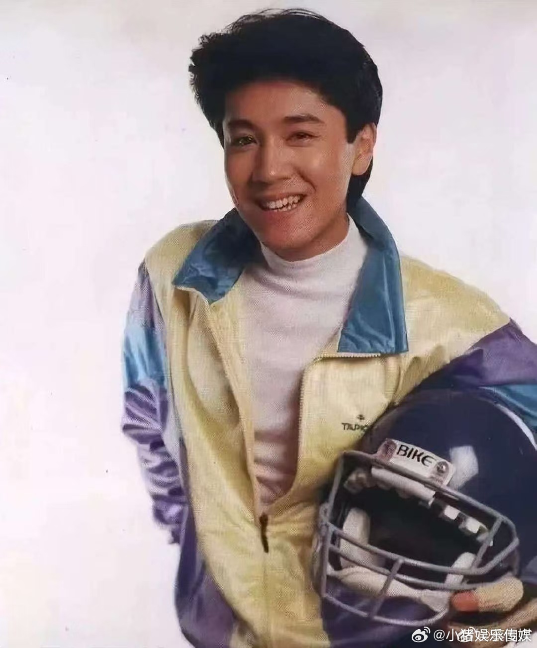 蔡国庆谈如何看待音乐新人模仿声鸣远扬 对于很多音乐新人来说，模仿是打开知名度的一