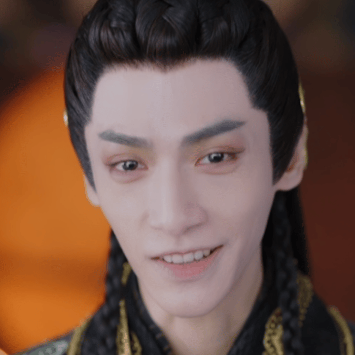 这种从笑瞬间切换成对立情绪的表情，一旦演不好，很容易翻车成喜剧。澹台烬这个表情经