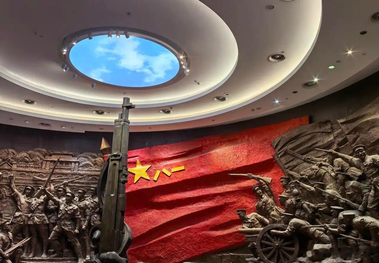 AI资本开支的重心，正在发生颠覆性切换，内存赛道一跃成为增长核心引擎。瑞银测算数