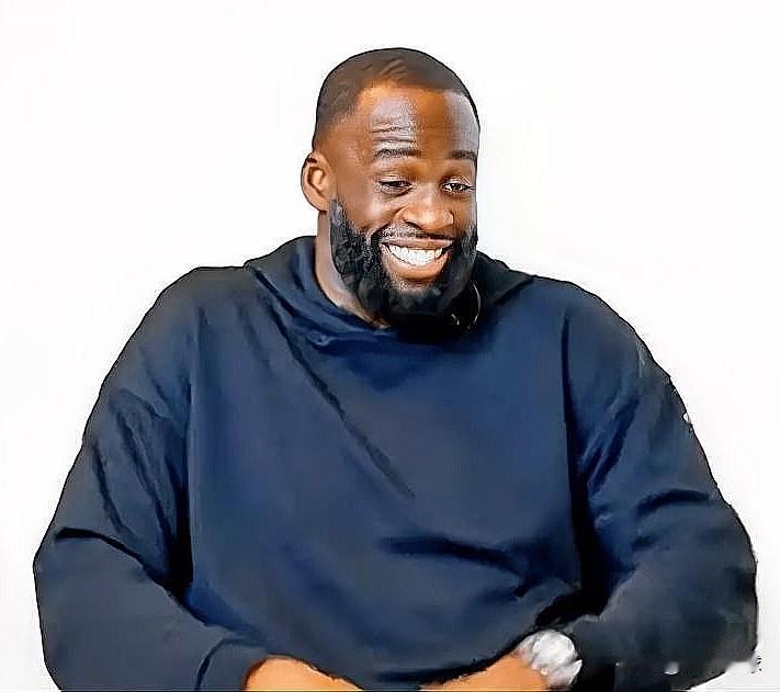 追梦格林为好大哥詹姆斯发声！

格林近日在个人播客上谈到珍妮与詹姆斯之间的流言时