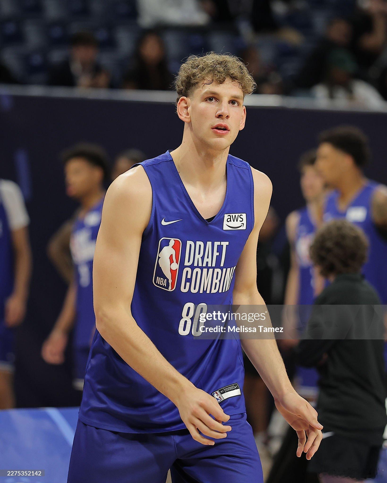 MFFL 来自Marc Stein的消息。如果达拉斯选择向下交易，潜在的目标之一