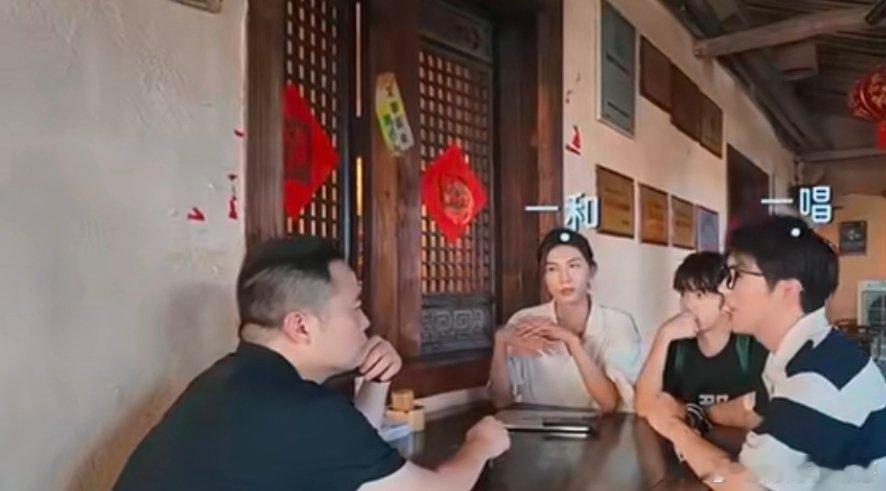 我被队友带飞就黄家源这样要写季度考核个人总结，正发愁时，曾文渊帮我理清项目，柯泓