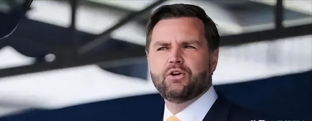 美国彻底对中国摊牌了！美国副总统万斯表示，苏联解体后，美国误认为“霸权地位”已经