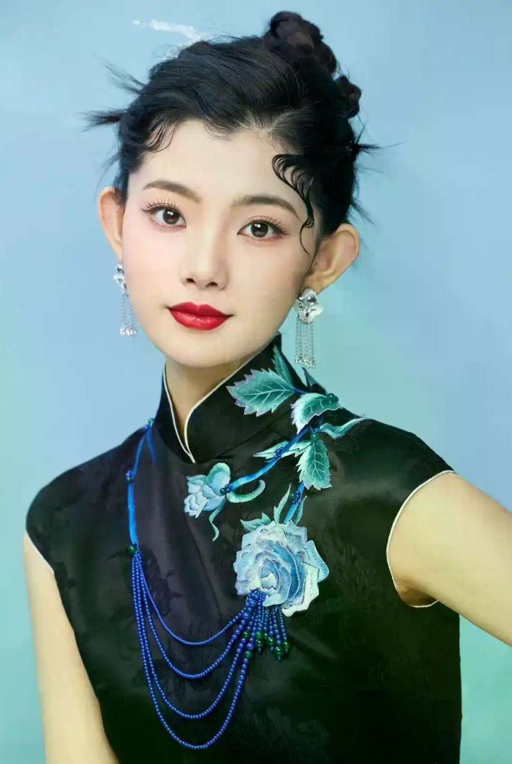 山东姑娘赵娜获环球小姐中国总冠军