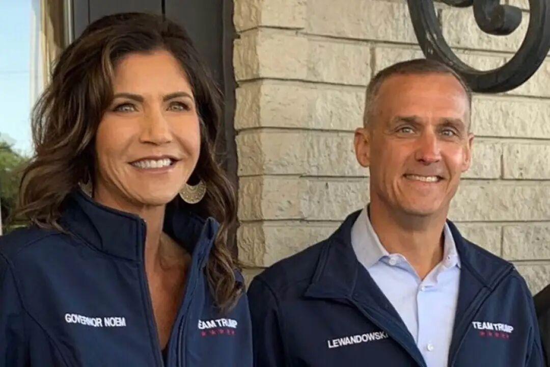 特朗普在Truth Social上宣布，俄克拉荷马州共和党参议员马克韦恩·马林将