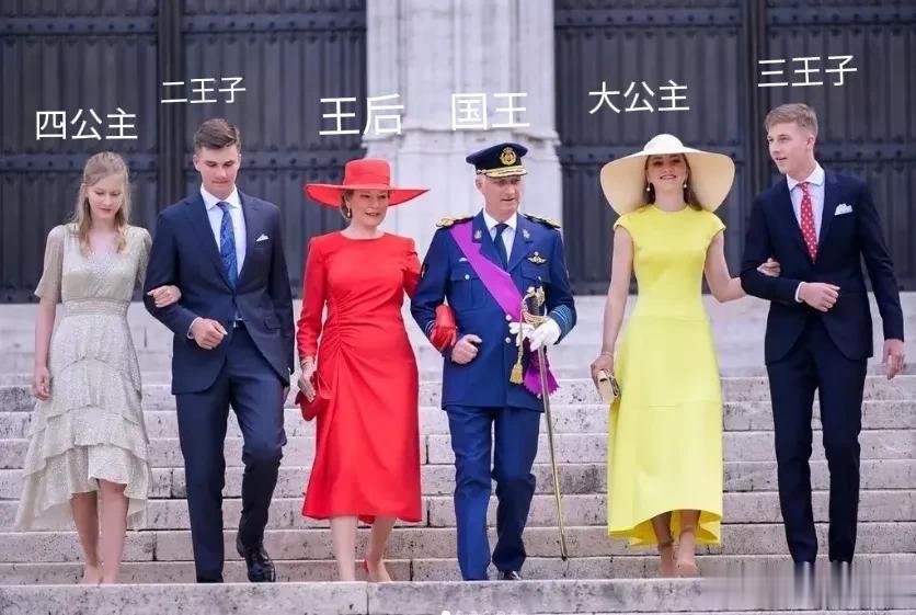这两天，比利时王室全家出动，一起参加活动。突然发现这一家人的颜值都好高呀，而且都