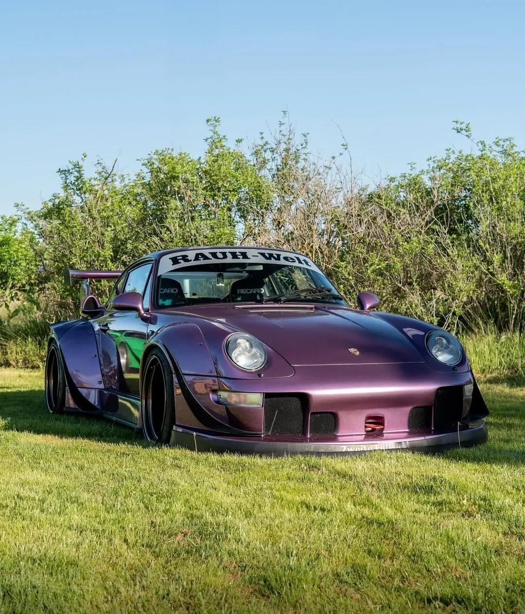 RWB｜RWB的夏日糖果色💚💜这个夏天，不只是阳光灿烂，连车子都在热烈出彩。