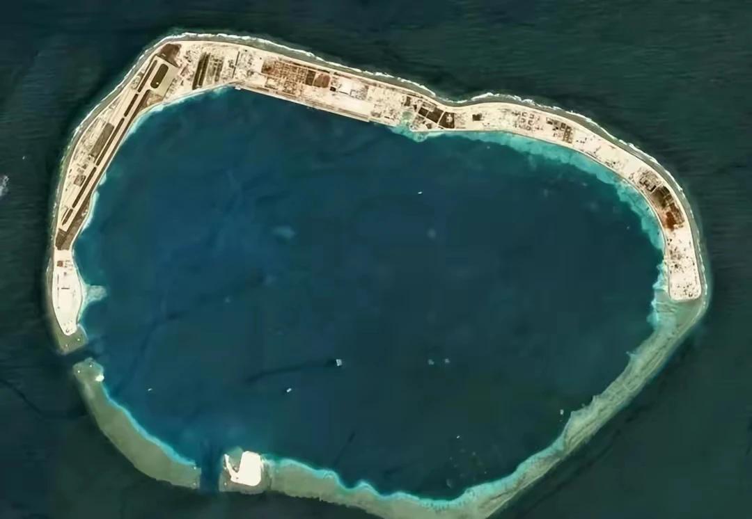南海造岛重启，大量舰船在南沙集结，中国向菲律宾释放强烈信号

最近，有报道称中国