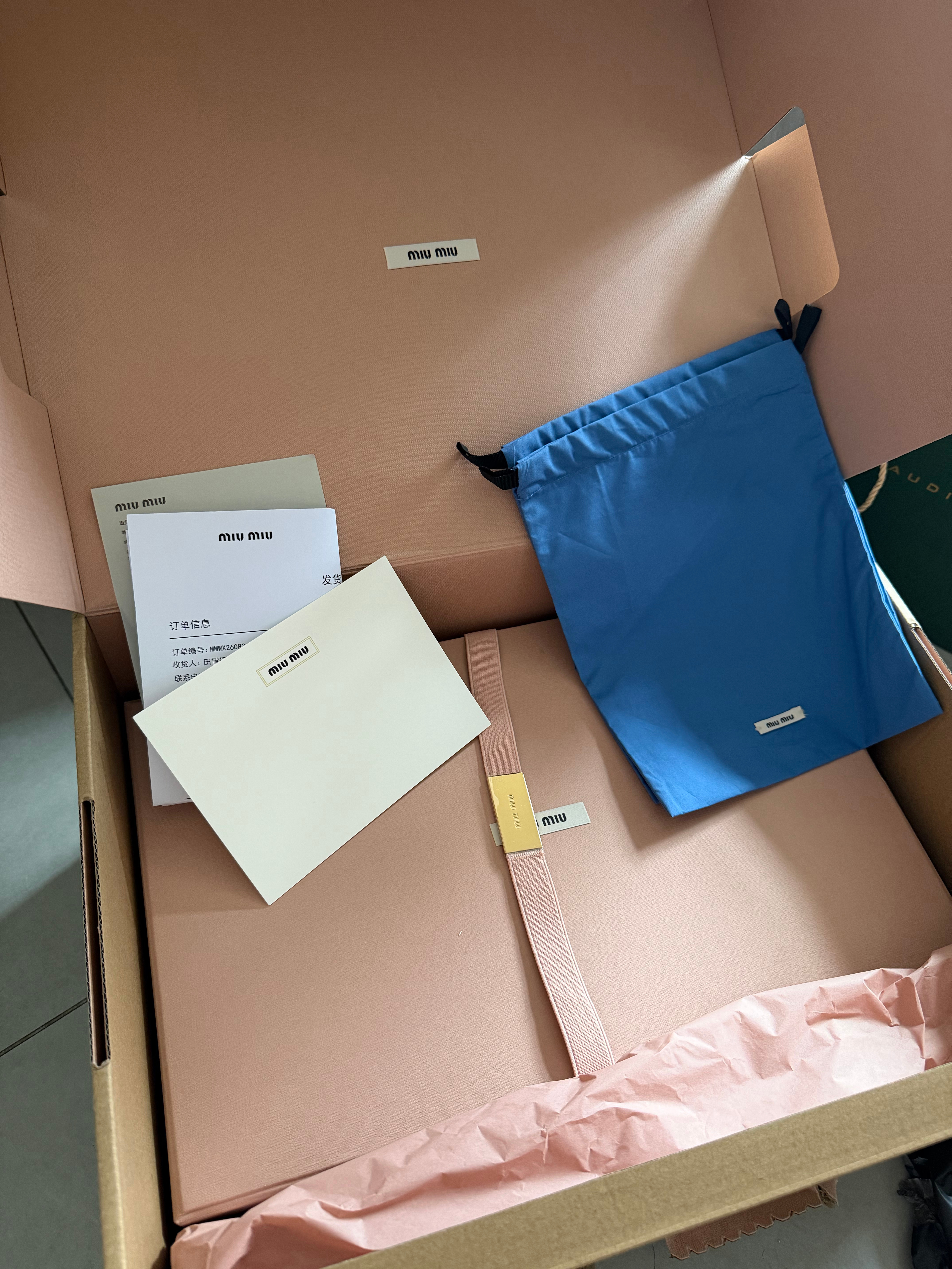 前段时间买二奢买的好久没有光顾官网了[柯基]偶尔奢侈一下 ​​​