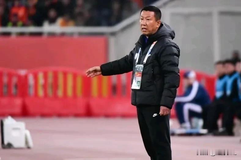 泰山队好消息？中超争冠对手上海申花大将受伤，大杀器马莱莱因伤将需要4—6周时间康