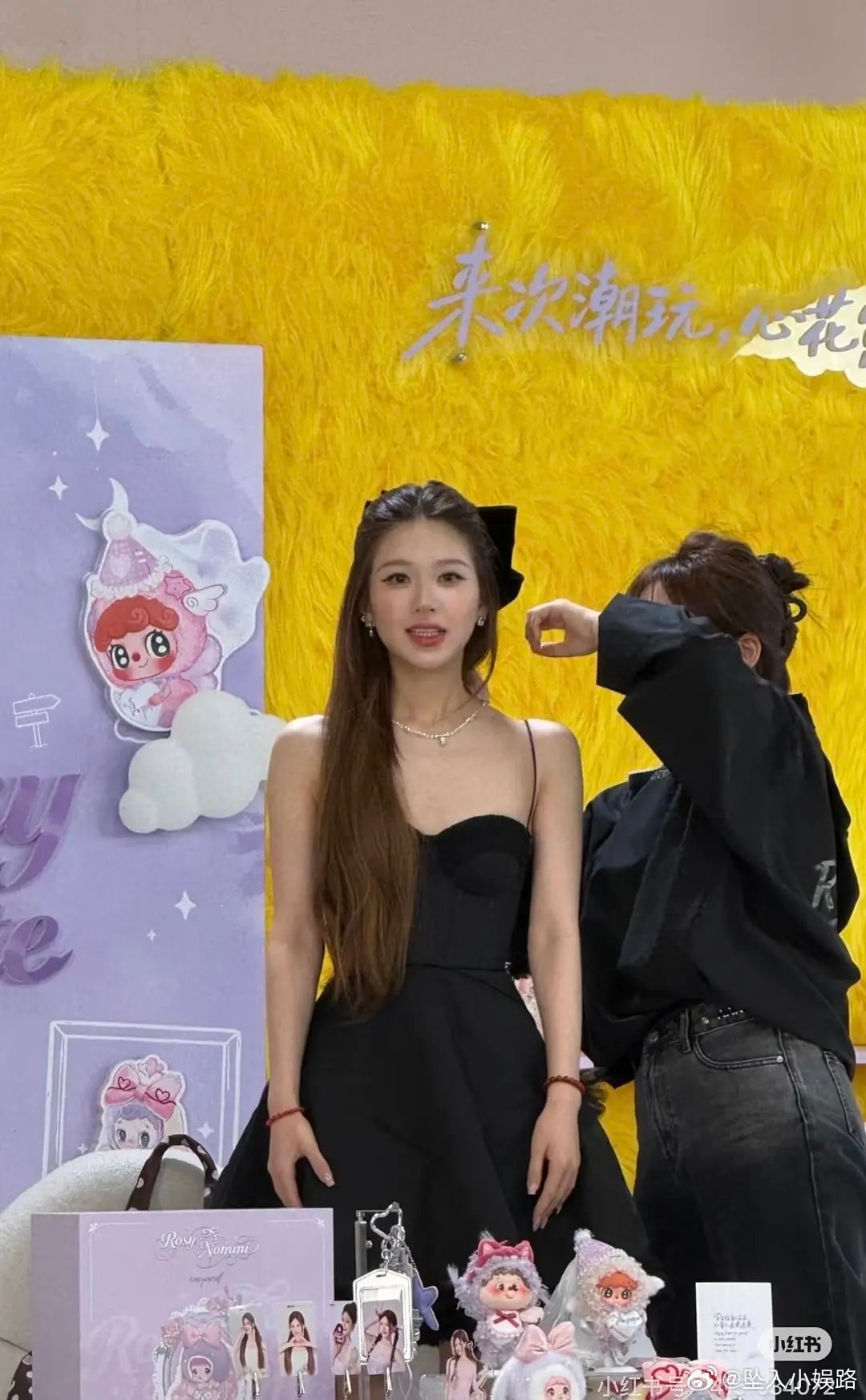 白鹿赵露思两位流量花谁的状态更好 