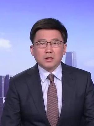 控烟呼声再度高涨！十年减少三千万烟民，第三次涨价或将落地
 
近期，官方会议、权