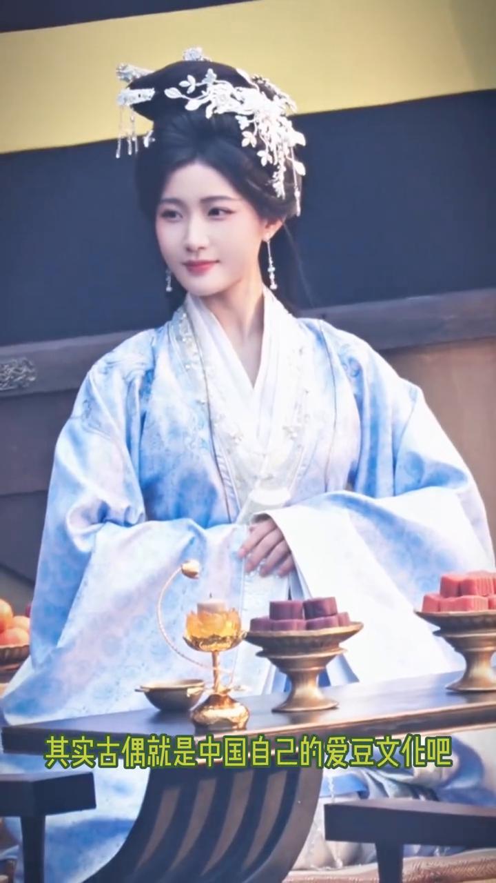 笑死，其实古偶就是中国自己的爱豆文化。古偶和KPOP一样是流水线的产物，演员不需