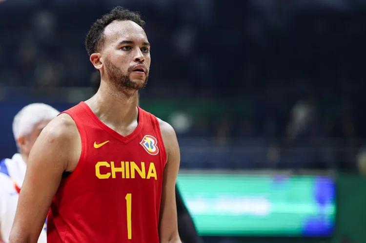 李凯尔发文助威男篮亚洲杯，篮协和郭士强无视他，对手不强给郭士强机会

李凯尔今天