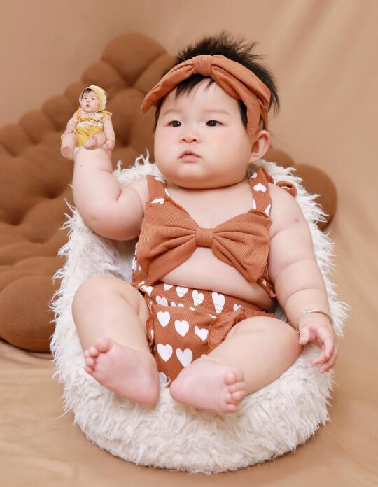 王炸炸同学像你扔了一个小炸炸