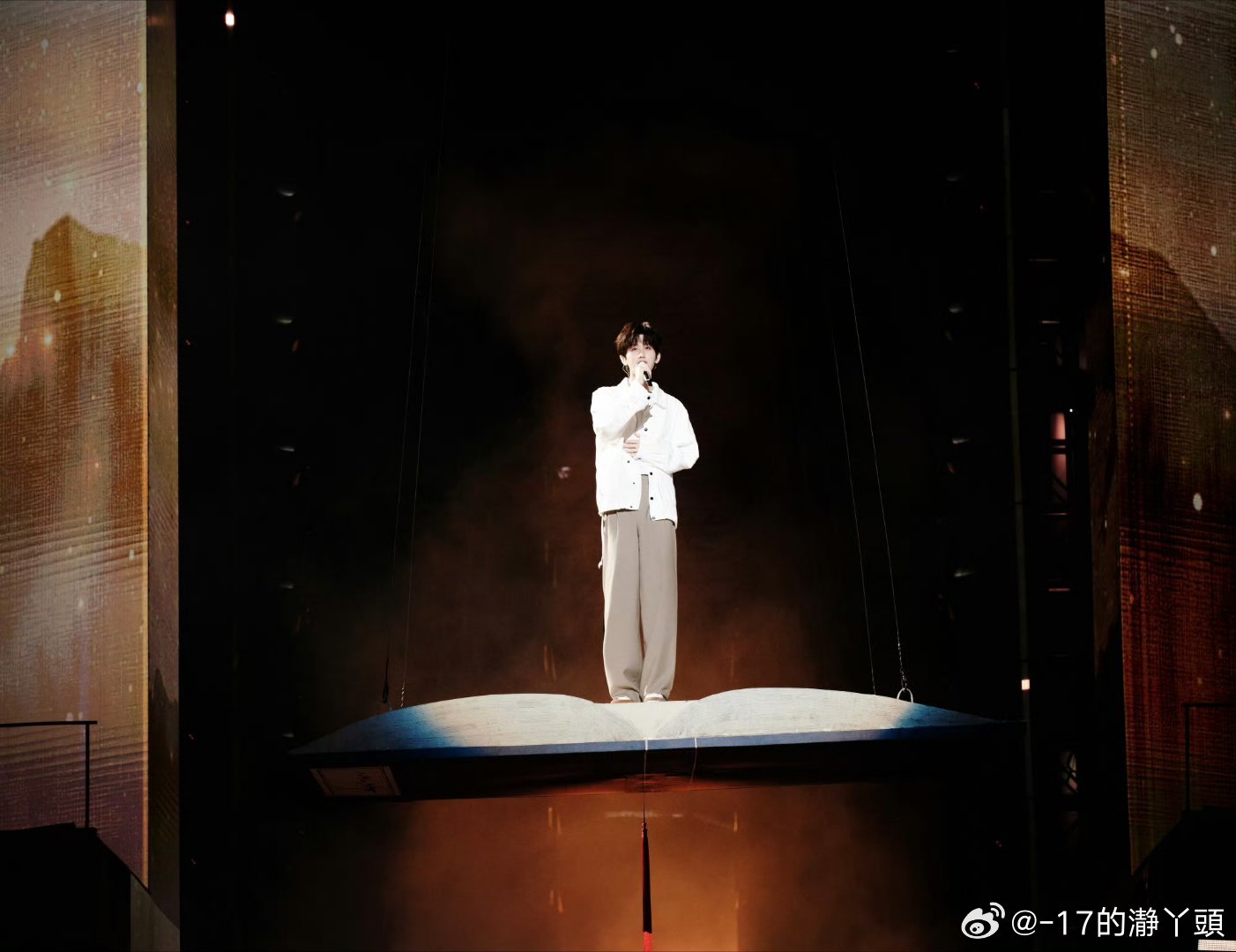 R成毅长安二十四计cy成毅谢淮安成毅，你是远方的风景，我是游走的旅人，我翻山越岭