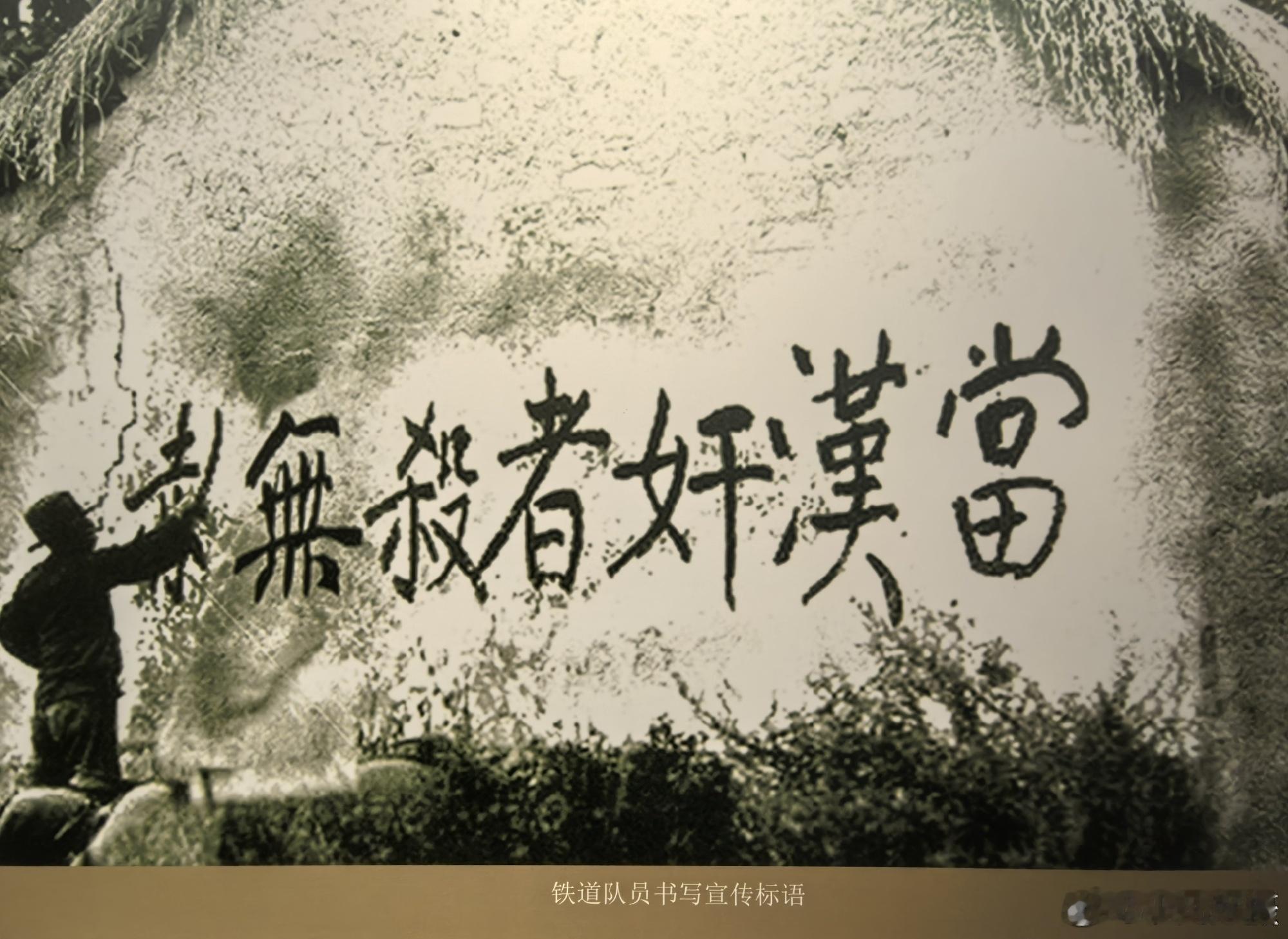 今天从福建回重庆，提前缓存了一部电影。在飞机上，握拳含泪看完。很多次看向窗外的大