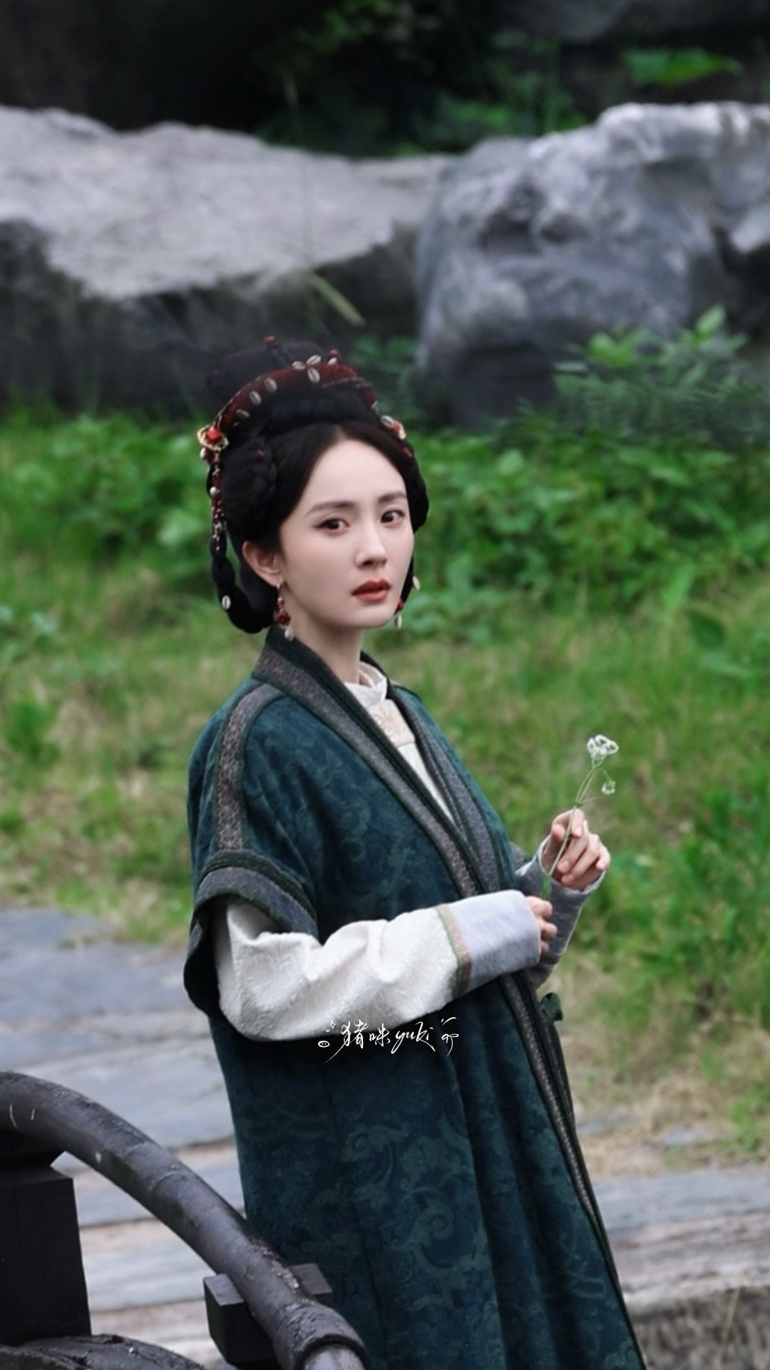 很萌吧姐姐 
