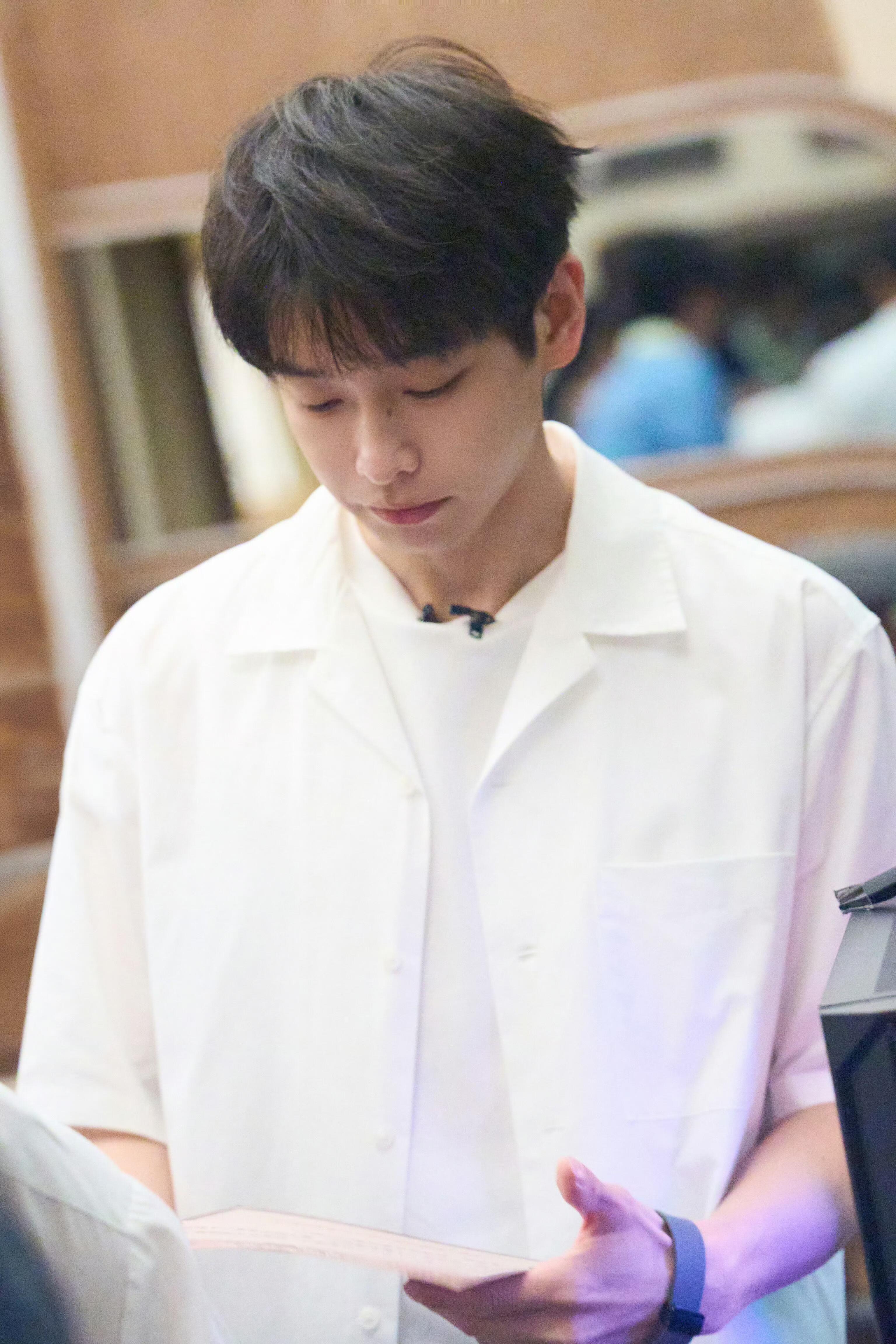 张真源这还是我的彭彭哥吗彭昱畅怎么勇敢成这样了 往期密逃里自带胆小滤镜的彭彭，这