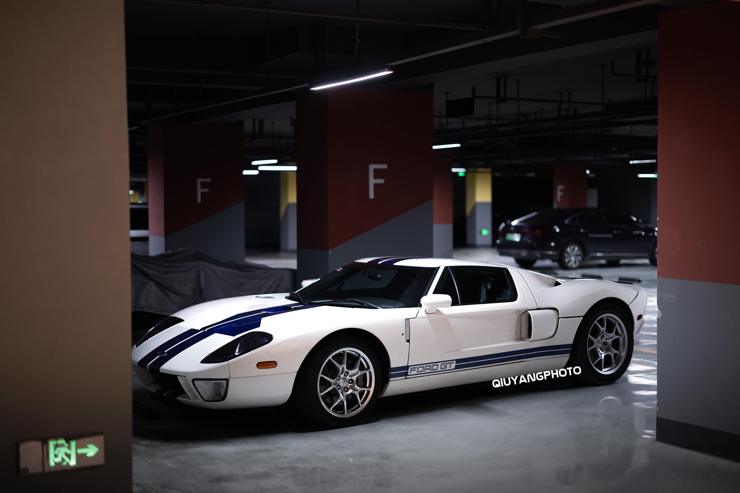 Ford GT #cars01豪车拍#  大福特[二哈] TGIF ​​​