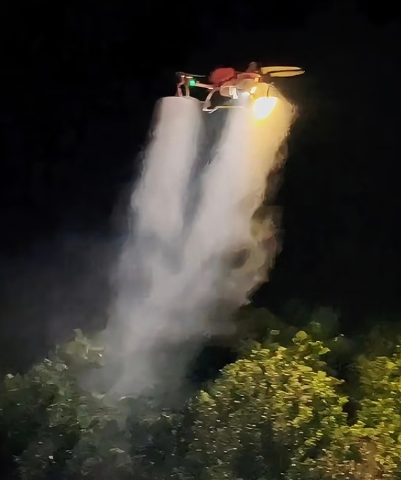 无人机洒农药未清场致路人死亡飞手获刑很多人都是因为操作问题，无视安全隐患，说白了