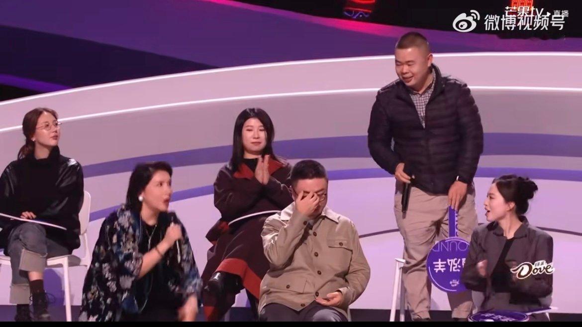 芒果辩论赛上新了 音综变辩论场，芒果这波脑洞太会戳！夏哲轩热舞台遇乐评冷水，当场