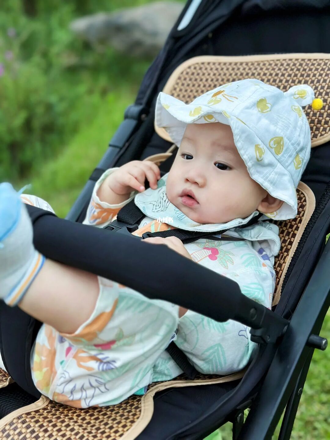 母乳喂养快8个月，还是决定转混合喂养
