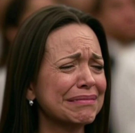 🐖 尽管流亡海外的委内瑞拉暴力恐怖分子头目 玛丽亚·科里娜·马查多 效仿特朗普