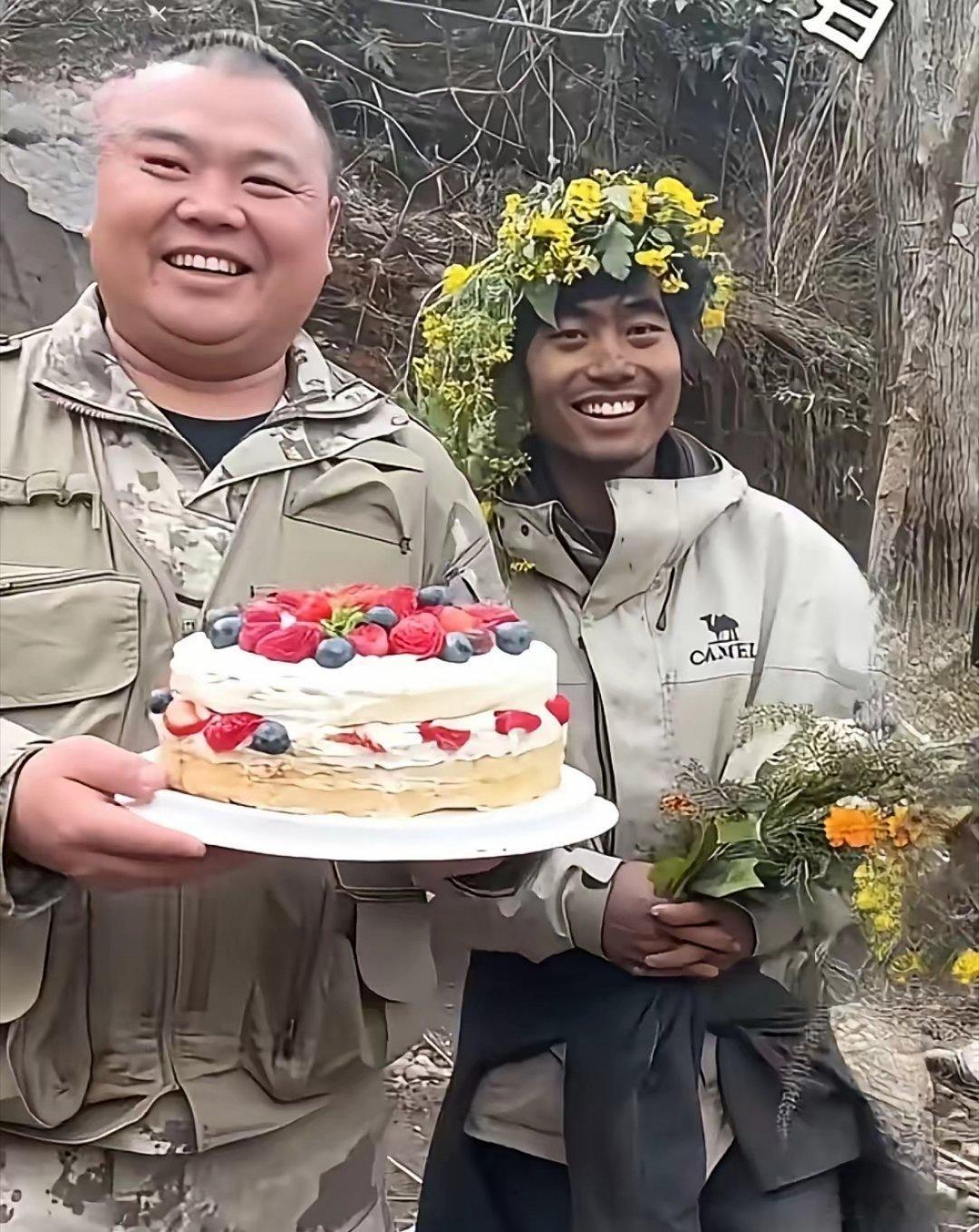 本来是来享受生活的，在荒野求生过程当中，林北一直都是比较乐观的，可能他把亲情和泪