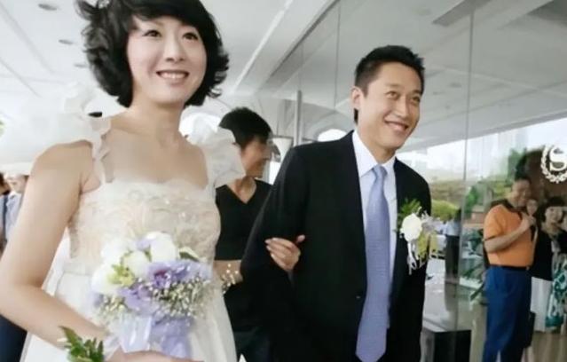 2012年，西安23岁女子患尿毒症，为了活下去，她和患骨髓瘤男子签下结婚协议：“