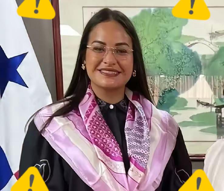 她这一拆，拆掉的不是一座碑，而是底线。

记住这个名字：
佩尼亚尔瓦。

阿赖汉