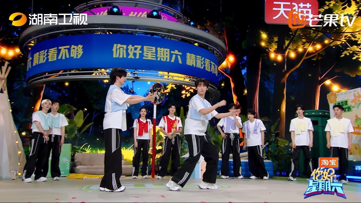 文韬唐九洲倒车舞好抽象文韬唐九洲好六上演倒车舞真的太抽象了，俩人就这样跳的完全看
